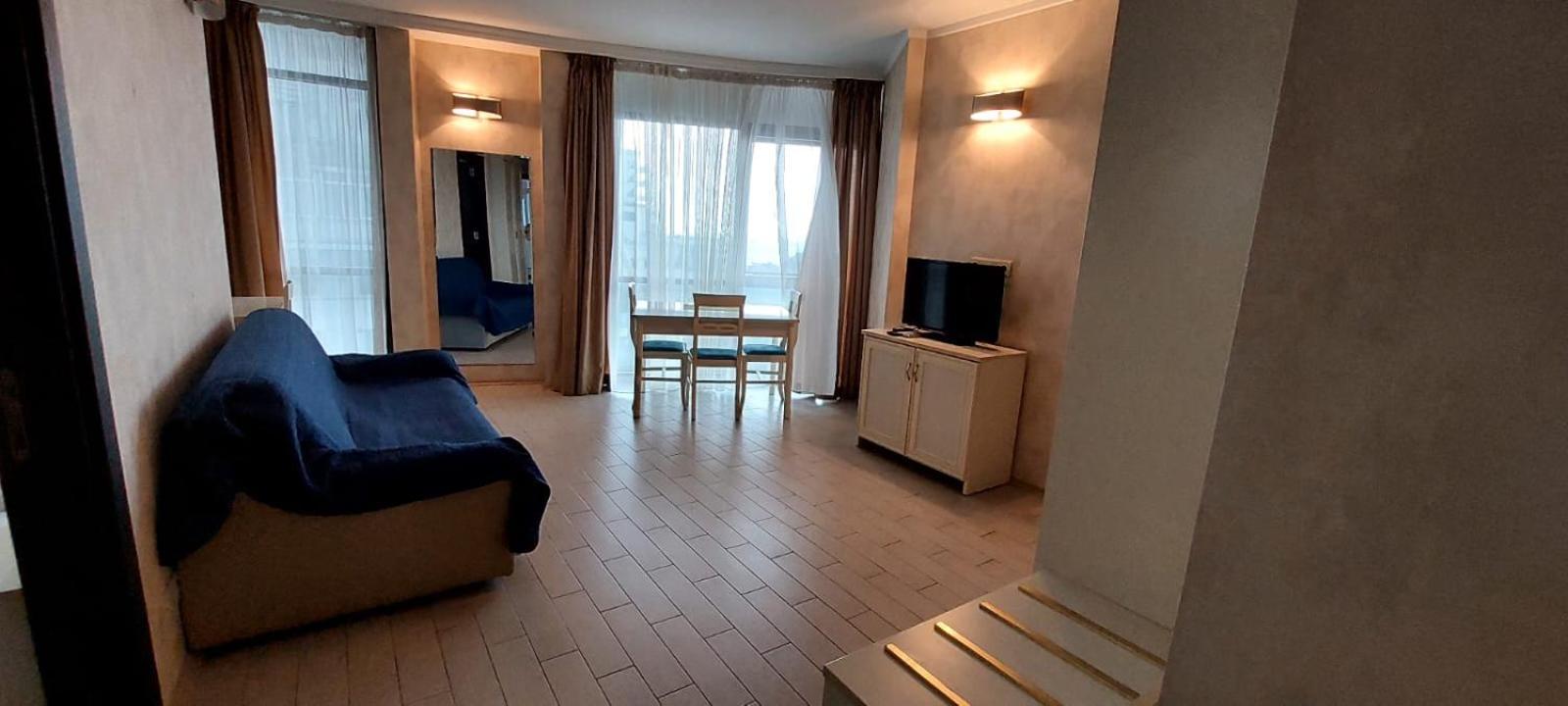 Aparthotel In Orbi Sea Towers Batumi Eksteriør billede